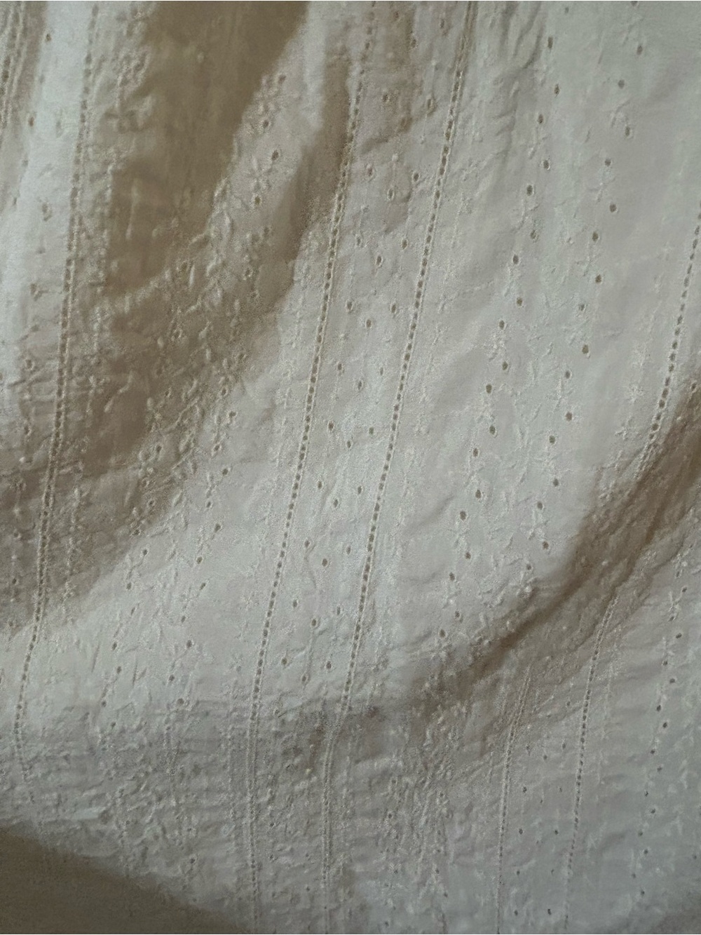 Old Navy Cream Textured Peasant Top - Picture 5 of 8